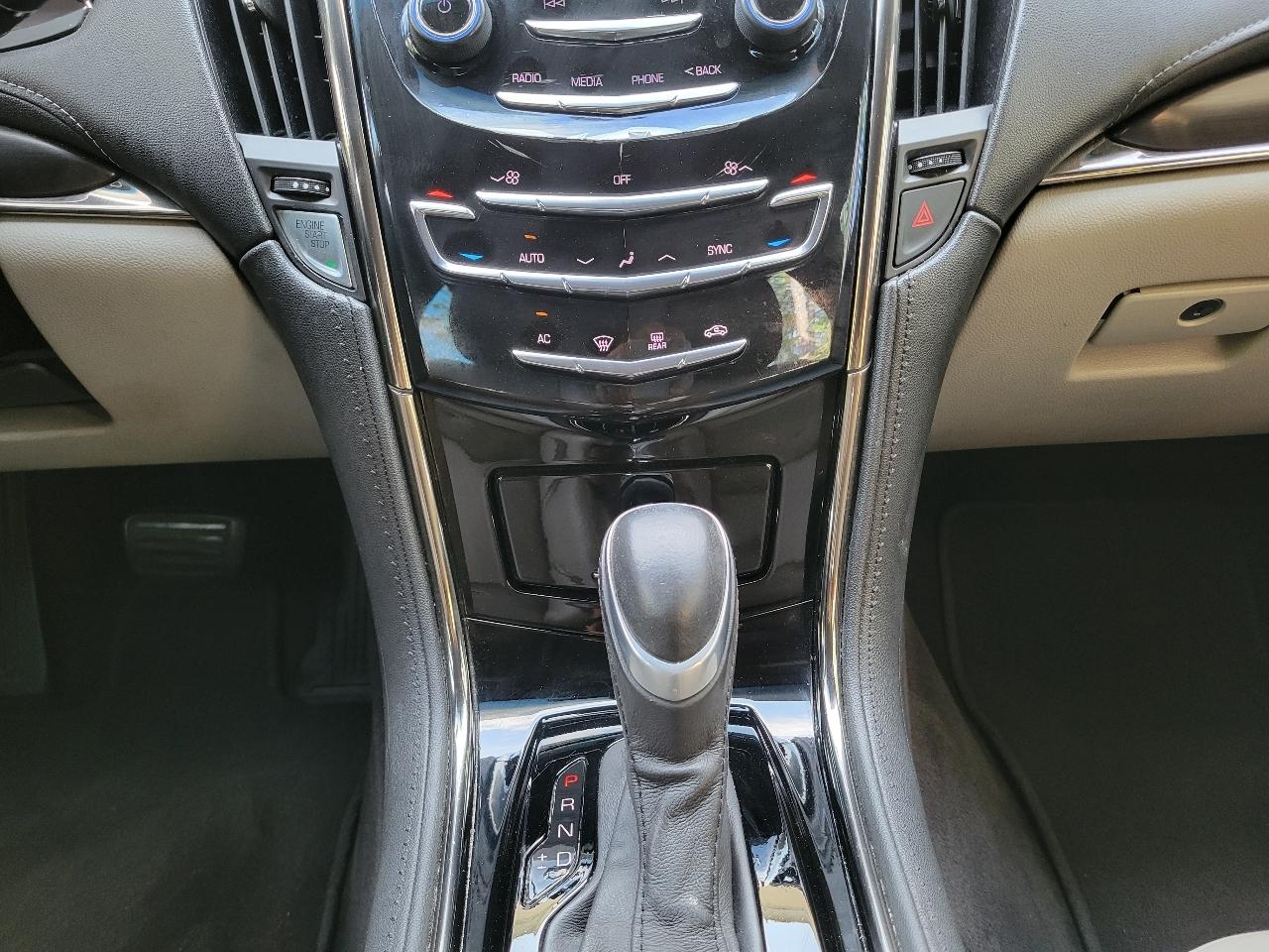 Cadillac ATS Sedan 4dr Sdn 2.5L Standard RWD 2016