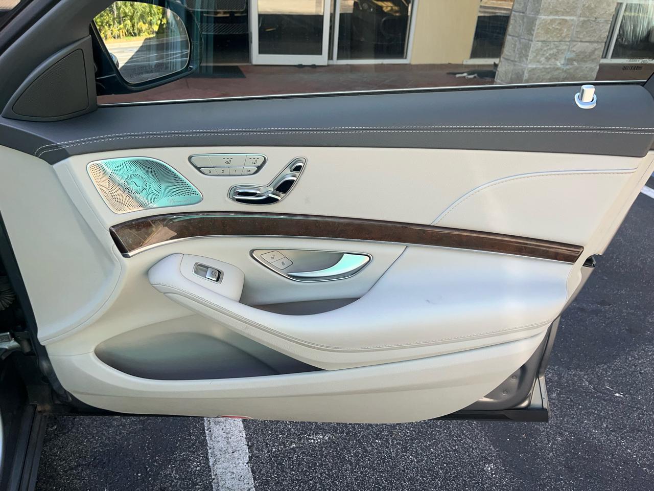 Mercedes-Benz S-Class 4dr Sdn S 550 RWD 2015