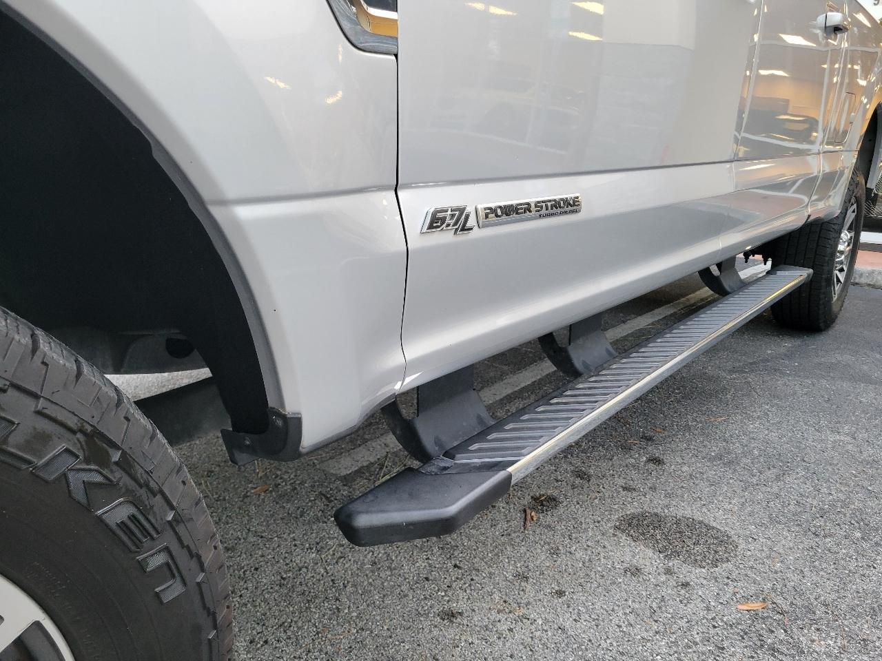 Ford Super Duty F-250 SRW King Ranch 4WD Crew Cab 8' Box 2017