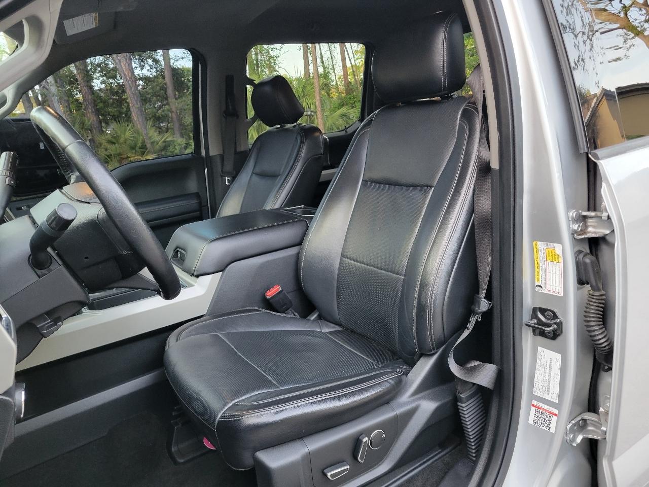 Ford Super Duty F-250 SRW King Ranch 4WD Crew Cab 8' Box 2017