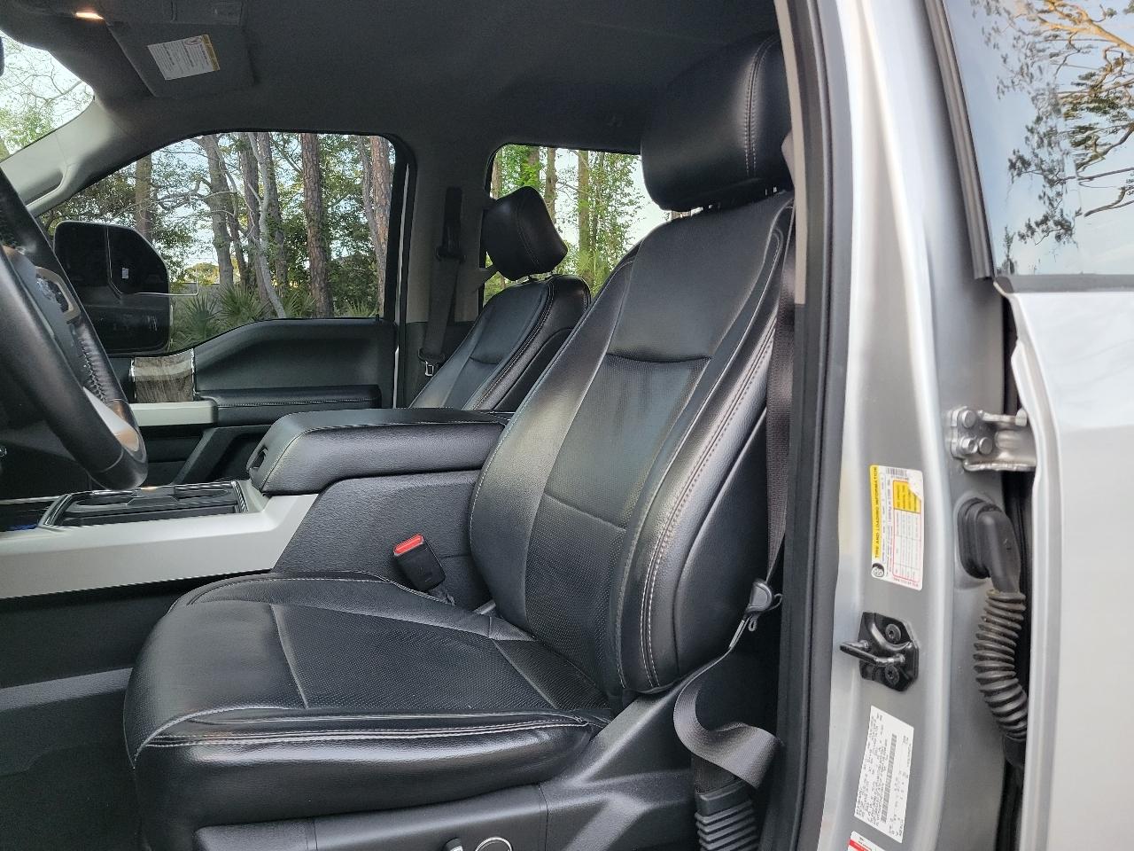 Ford Super Duty F-250 SRW King Ranch 4WD Crew Cab 8' Box 2017