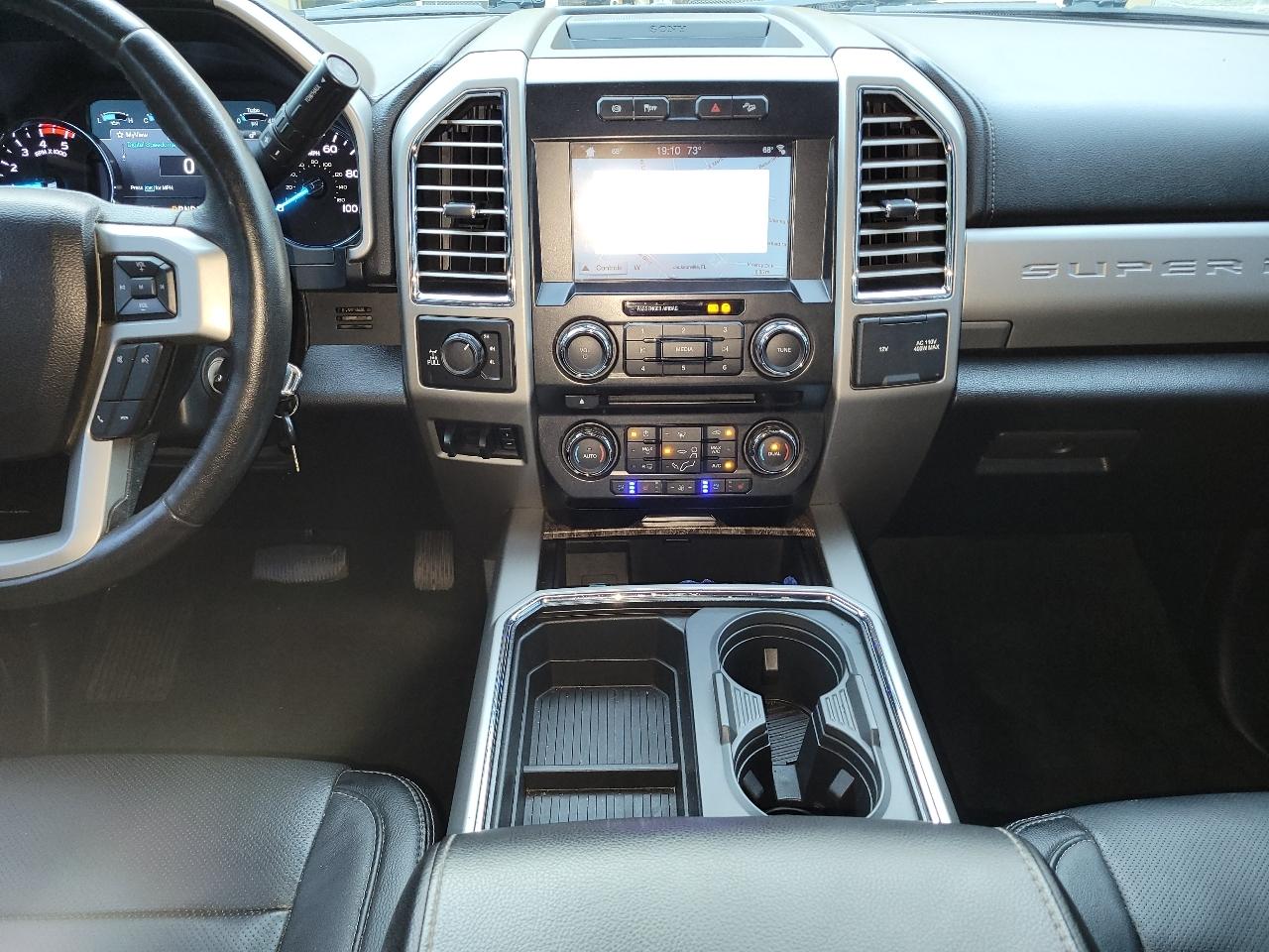 Ford Super Duty F-250 SRW King Ranch 4WD Crew Cab 8' Box 2017