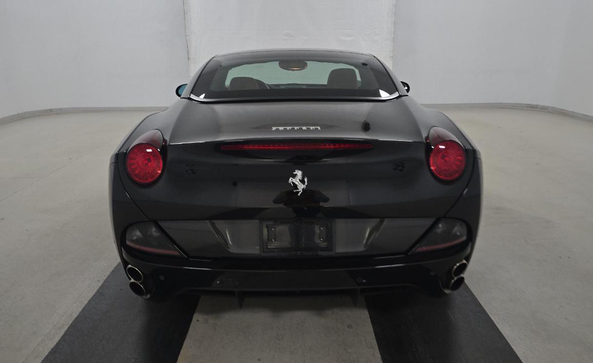 Ferrari California 2dr Conv 2014