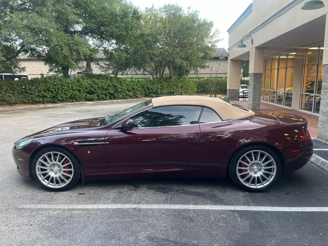 Aston Martin DB9 2dr Volante Auto 2007