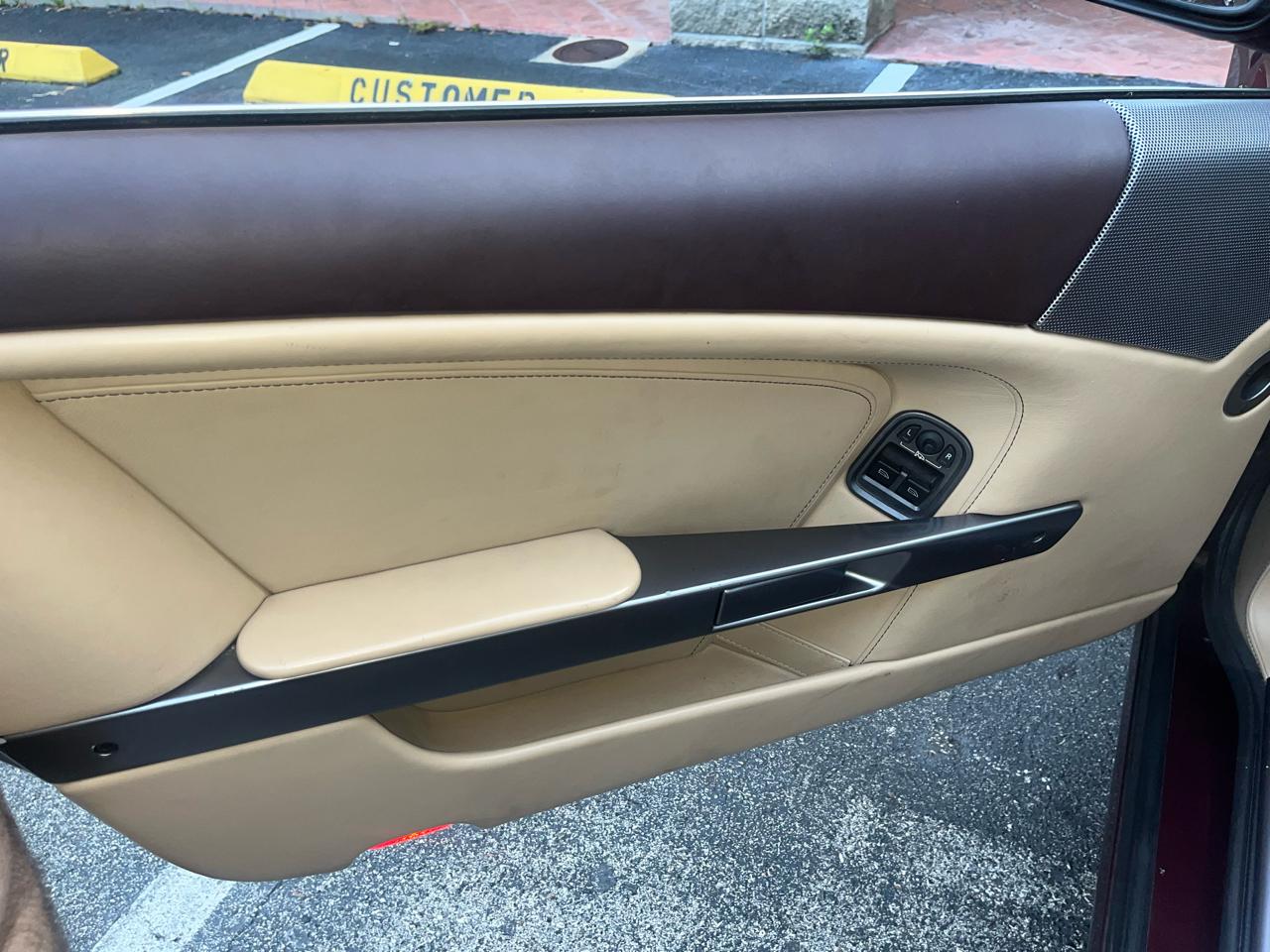 Aston Martin DB9 2dr Volante Auto 2007