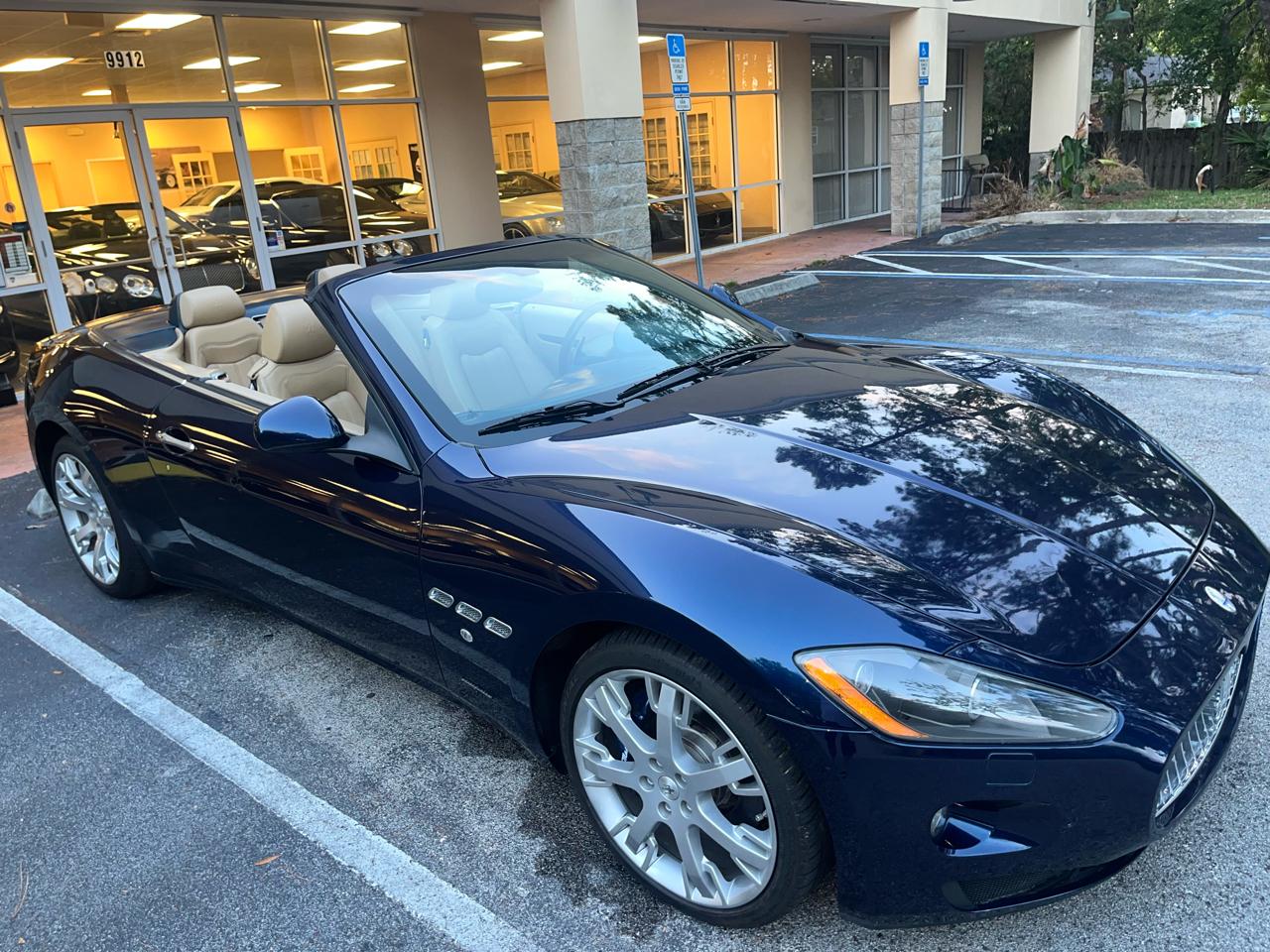 Maserati GranTurismo Convertible 2dr Conv GranTurismo 2012