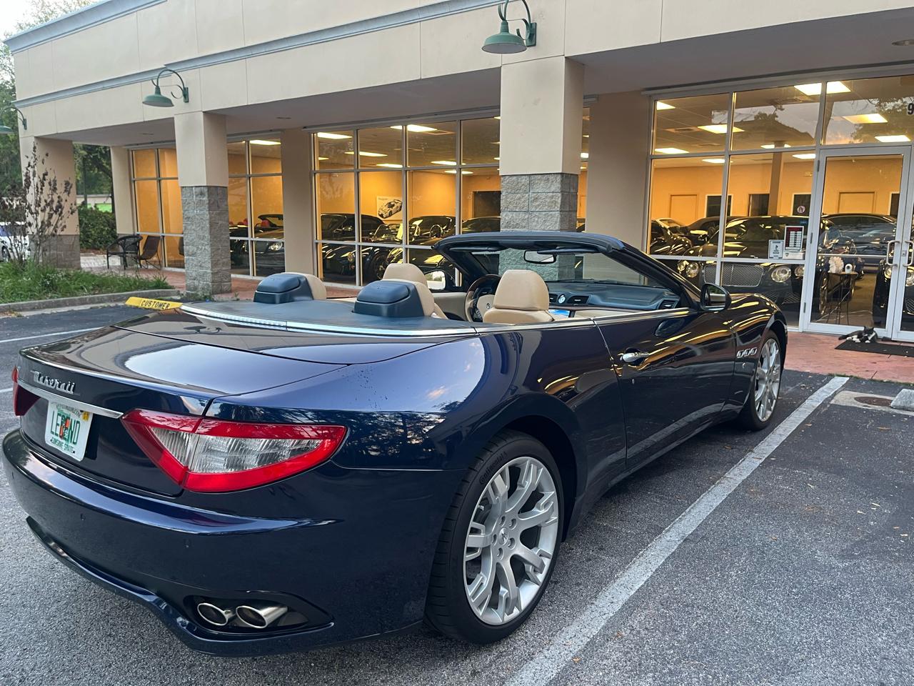 Maserati GranTurismo Convertible 2dr Conv GranTurismo 2012