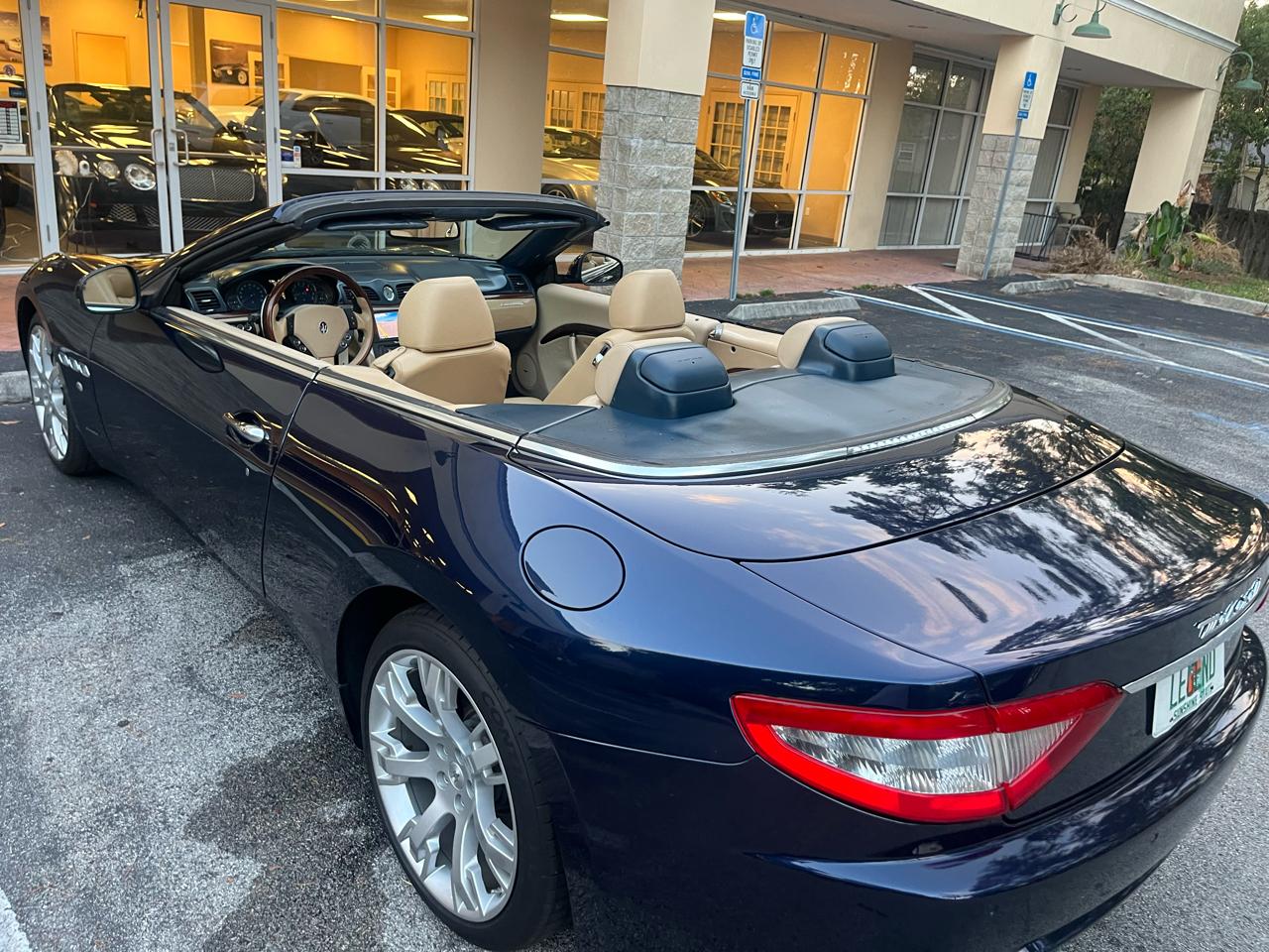 Maserati GranTurismo Convertible 2dr Conv GranTurismo 2012
