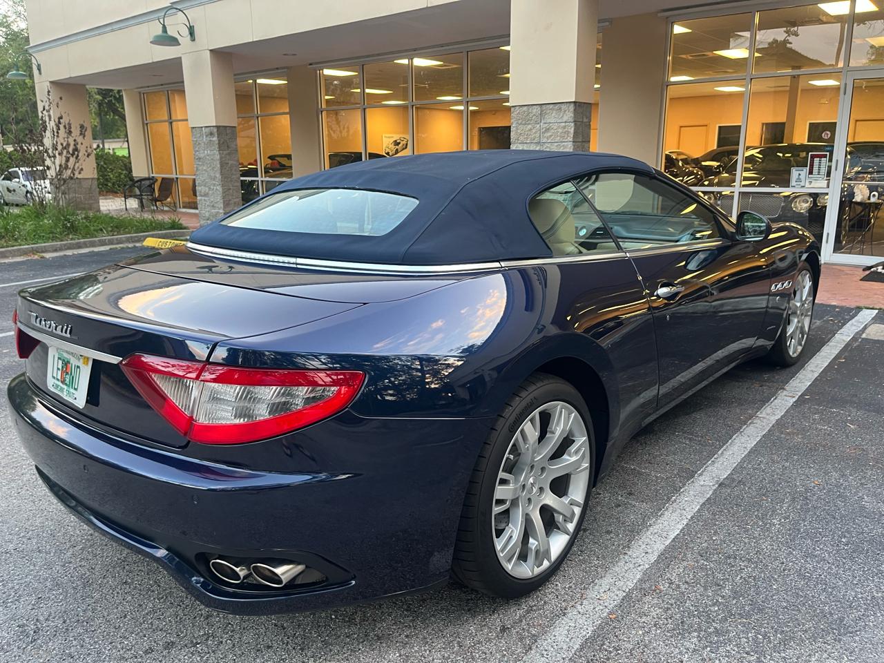 Maserati GranTurismo Convertible 2dr Conv GranTurismo 2012