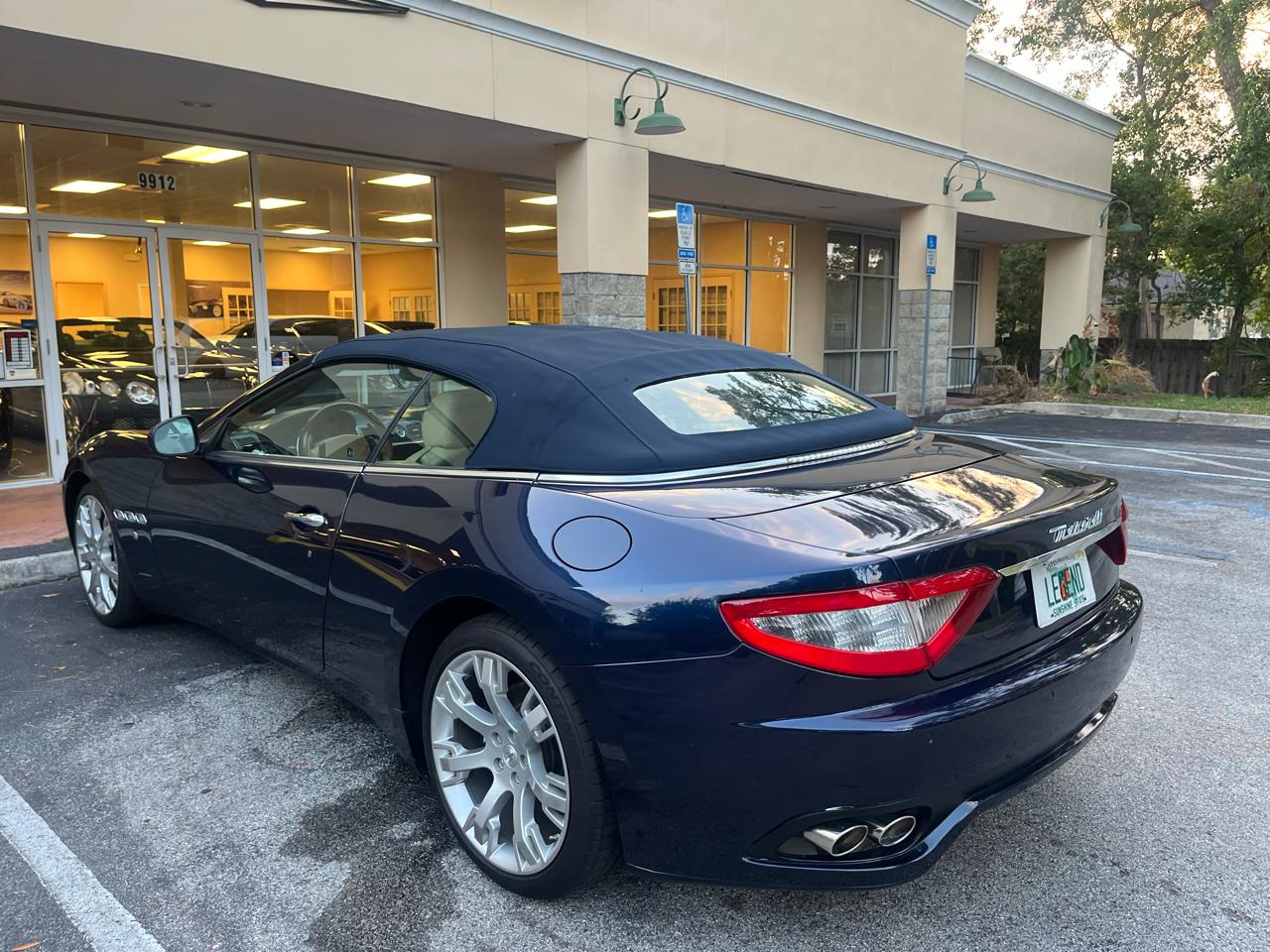 Maserati GranTurismo Convertible 2dr Conv GranTurismo 2012
