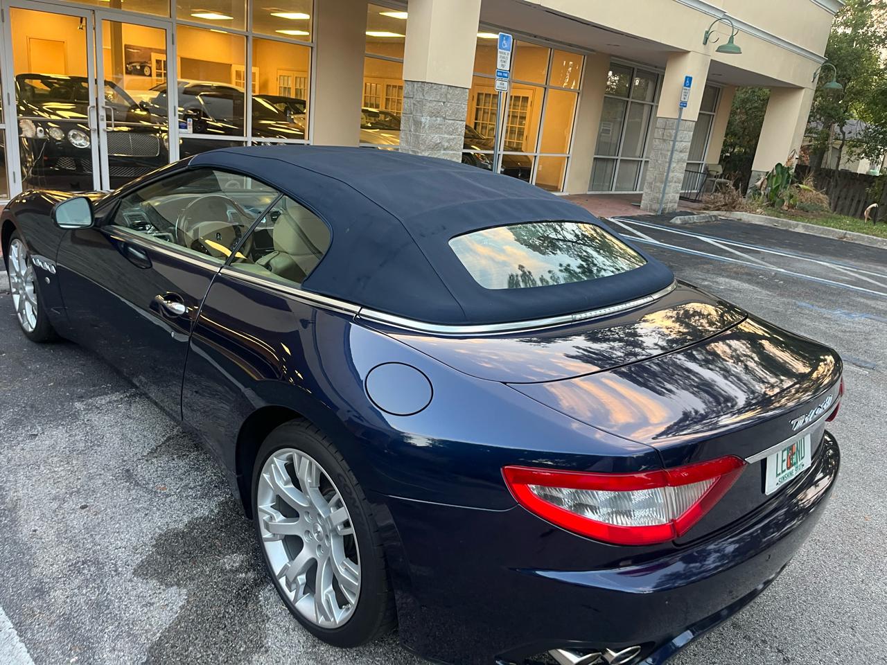 Maserati GranTurismo Convertible 2dr Conv GranTurismo 2012