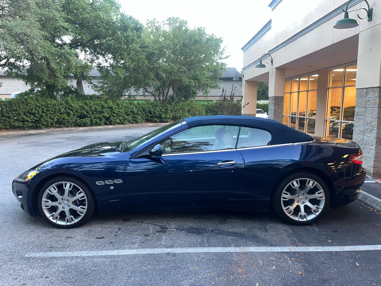 Maserati GranTurismo Convertible 2dr Conv GranTurismo 2012
