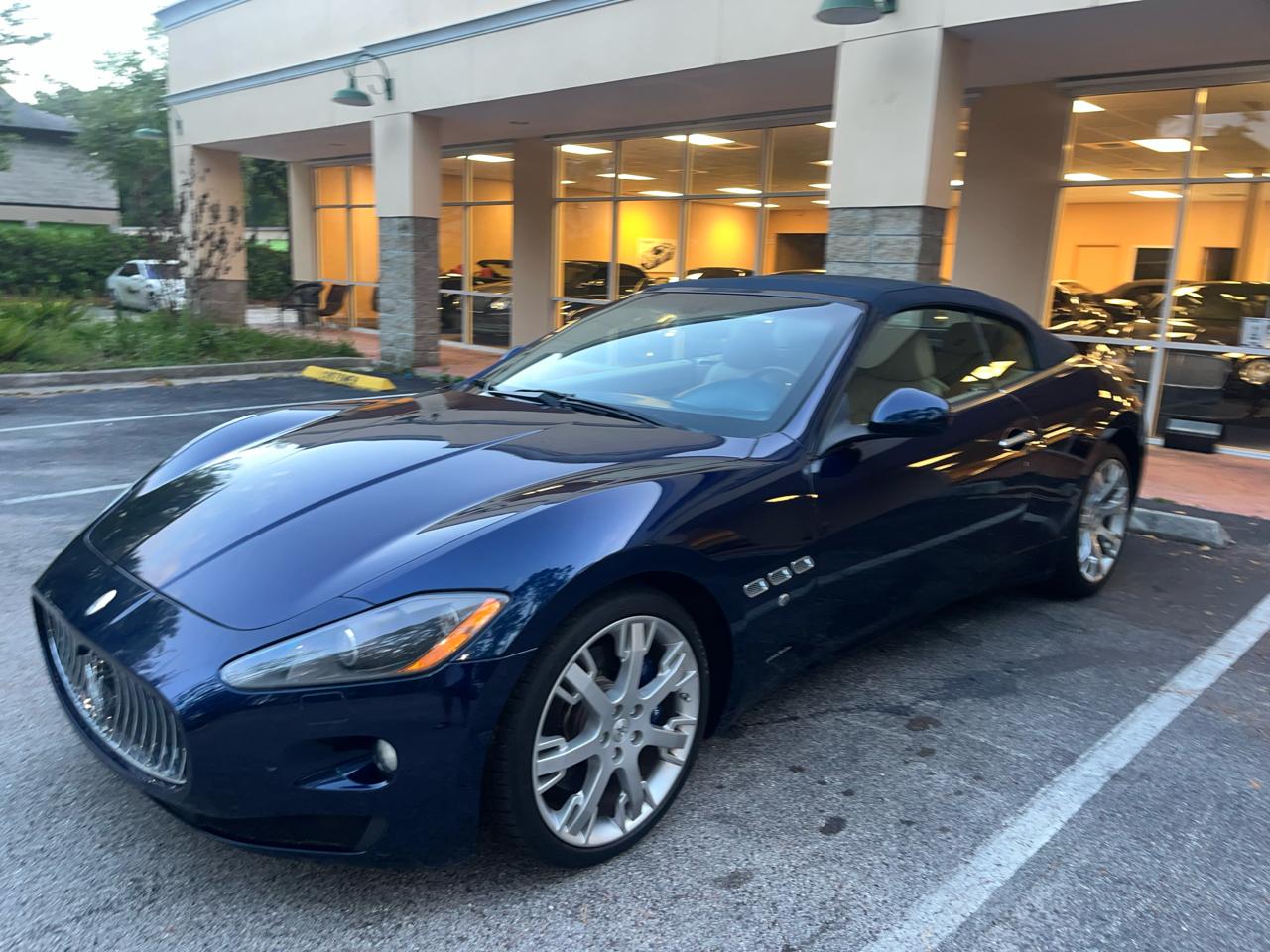 Maserati GranTurismo Convertible 2dr Conv GranTurismo 2012