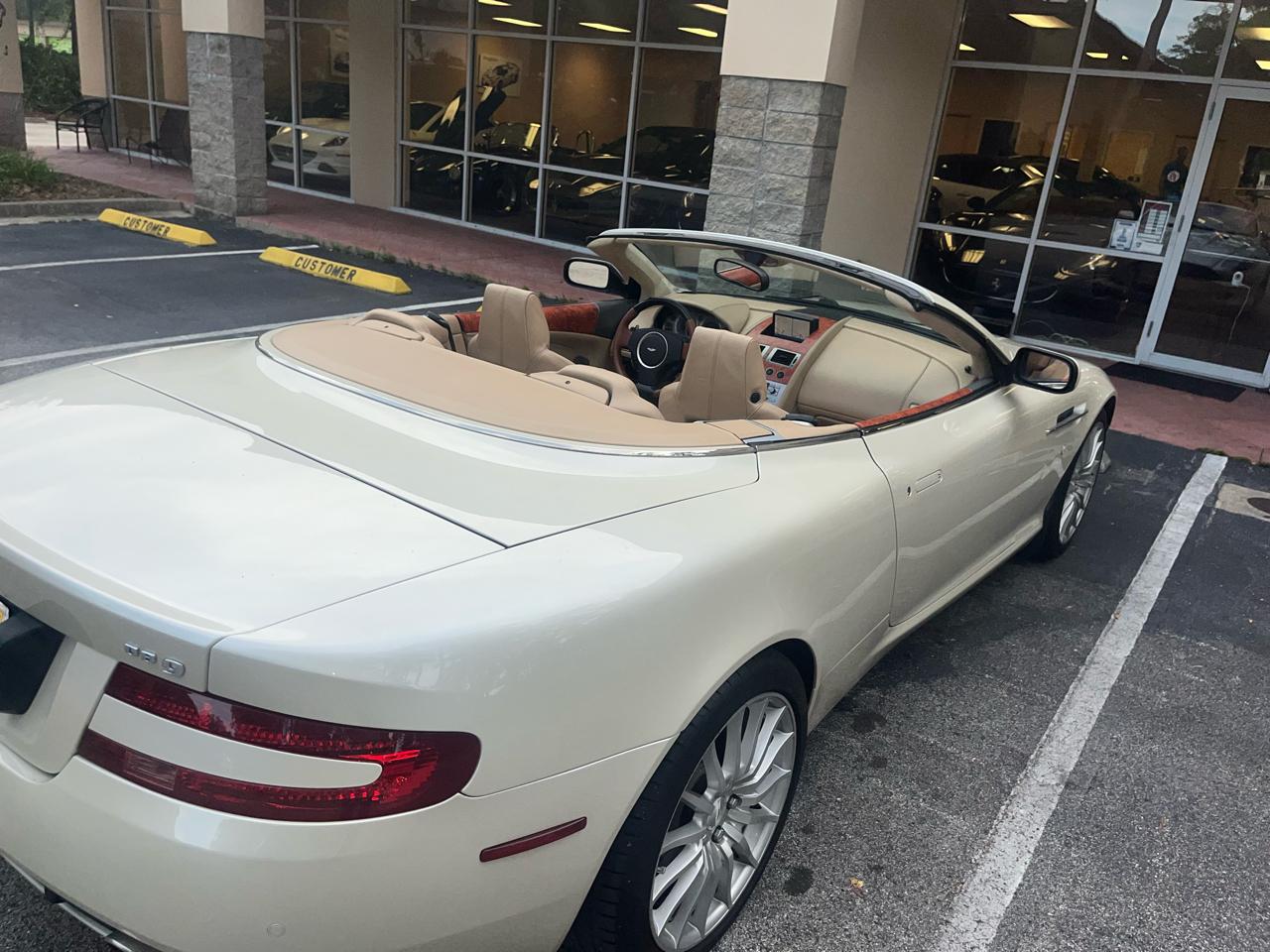 Aston Martin DB9 2dr Volante Auto 2007