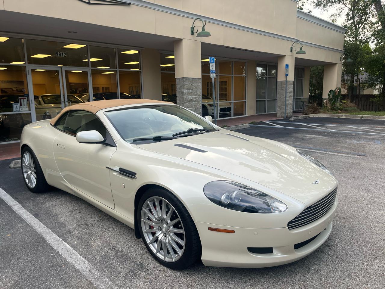 Aston Martin DB9 2dr Volante Auto 2007