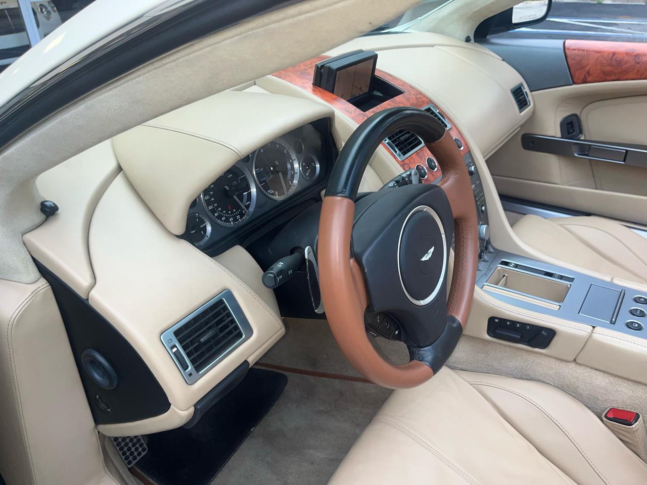 Aston Martin DB9 2dr Volante Auto 2007