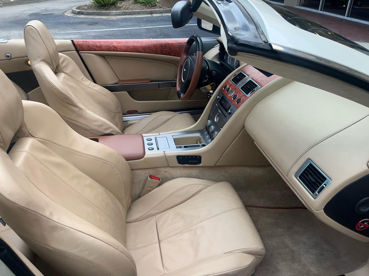 Aston Martin DB9 2dr Volante Auto 2007
