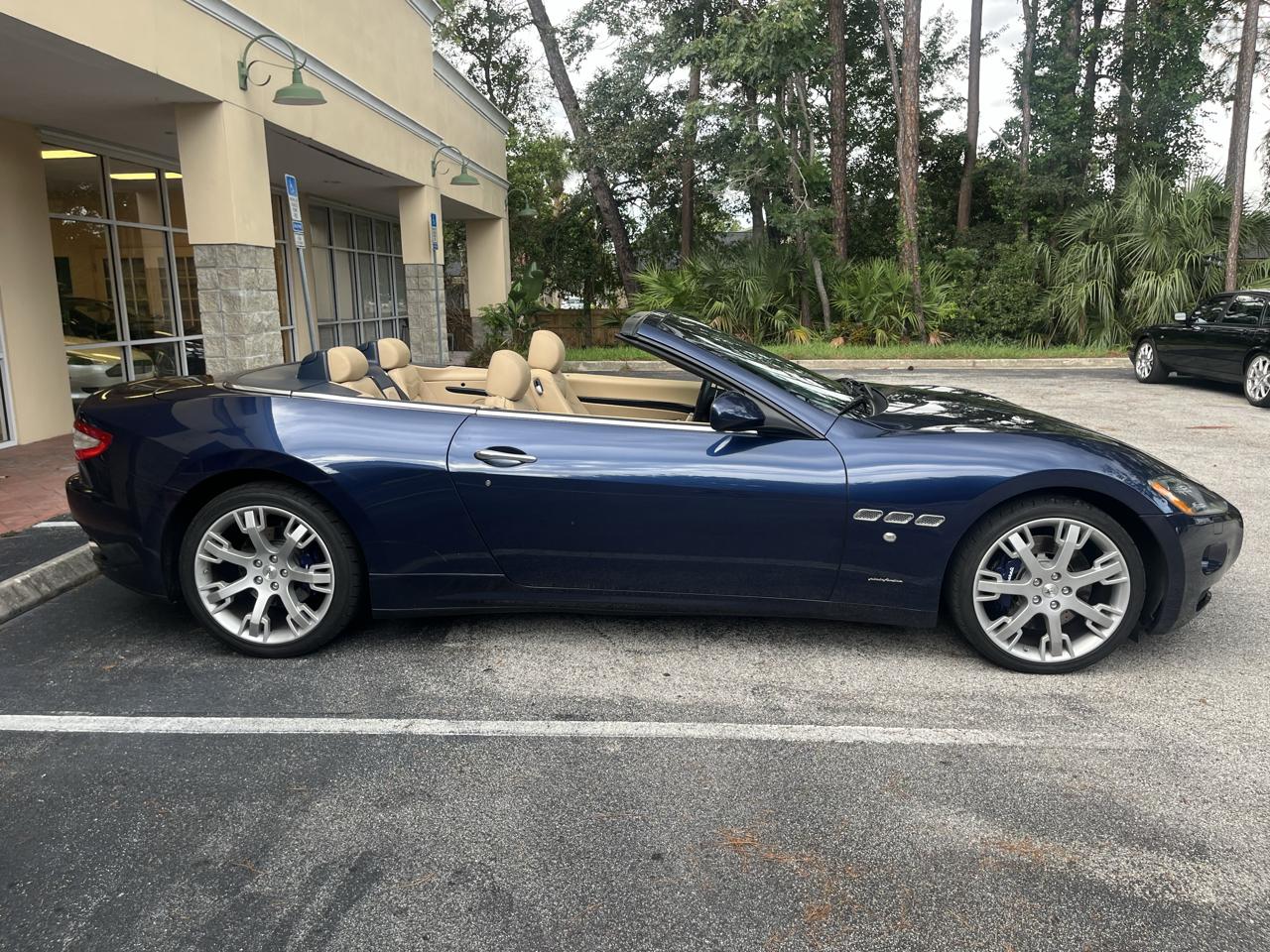 Maserati GranTurismo Convertible 2dr Conv GranTurismo 2013