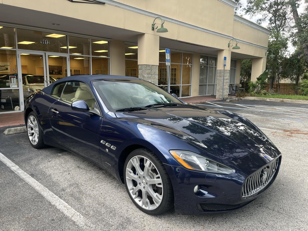 Maserati GranTurismo Convertible 2dr Conv GranTurismo 2013