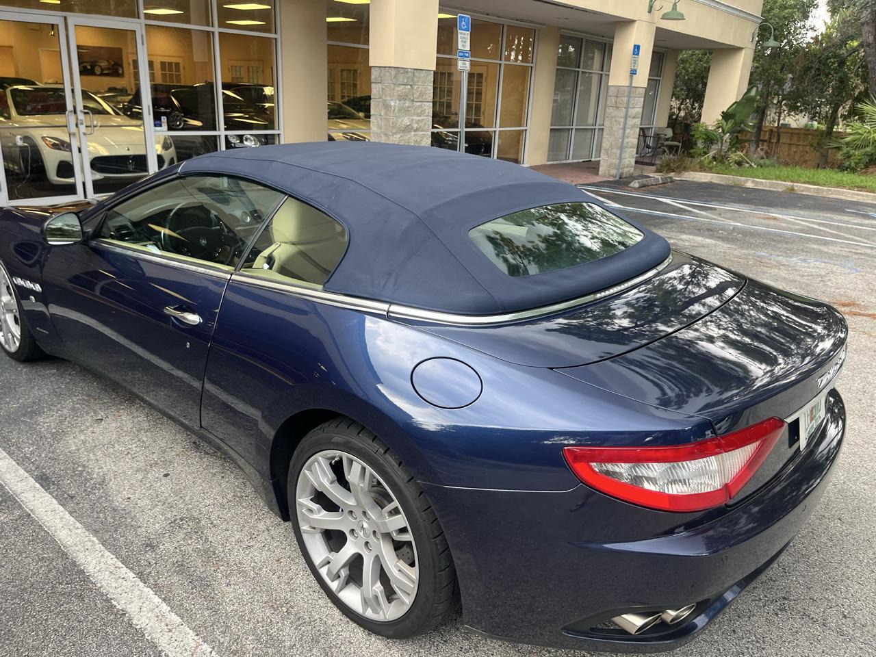 Maserati GranTurismo Convertible 2dr Conv GranTurismo 2013