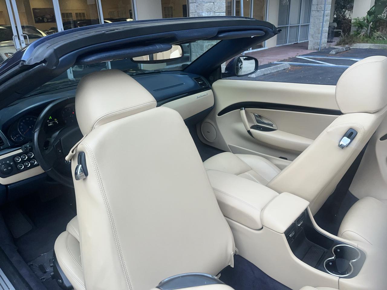 Maserati GranTurismo Convertible 2dr Conv GranTurismo 2013