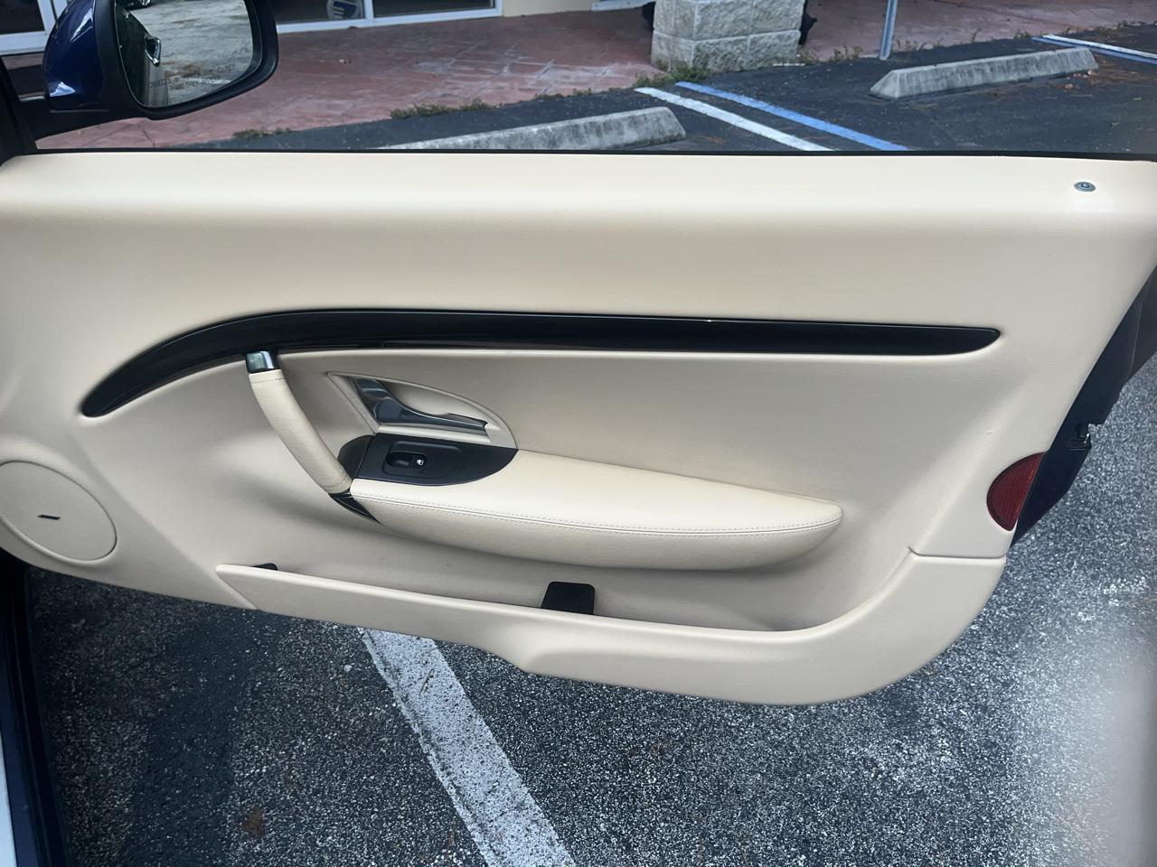 Maserati GranTurismo Convertible 2dr Conv GranTurismo 2013