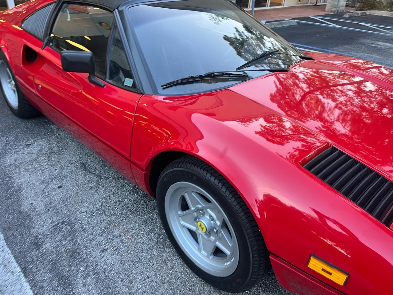 Ferrari 308 GTS Quattrovalvole  1983