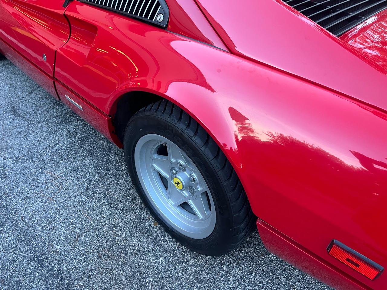 Ferrari 308 GTS Quattrovalvole  1983