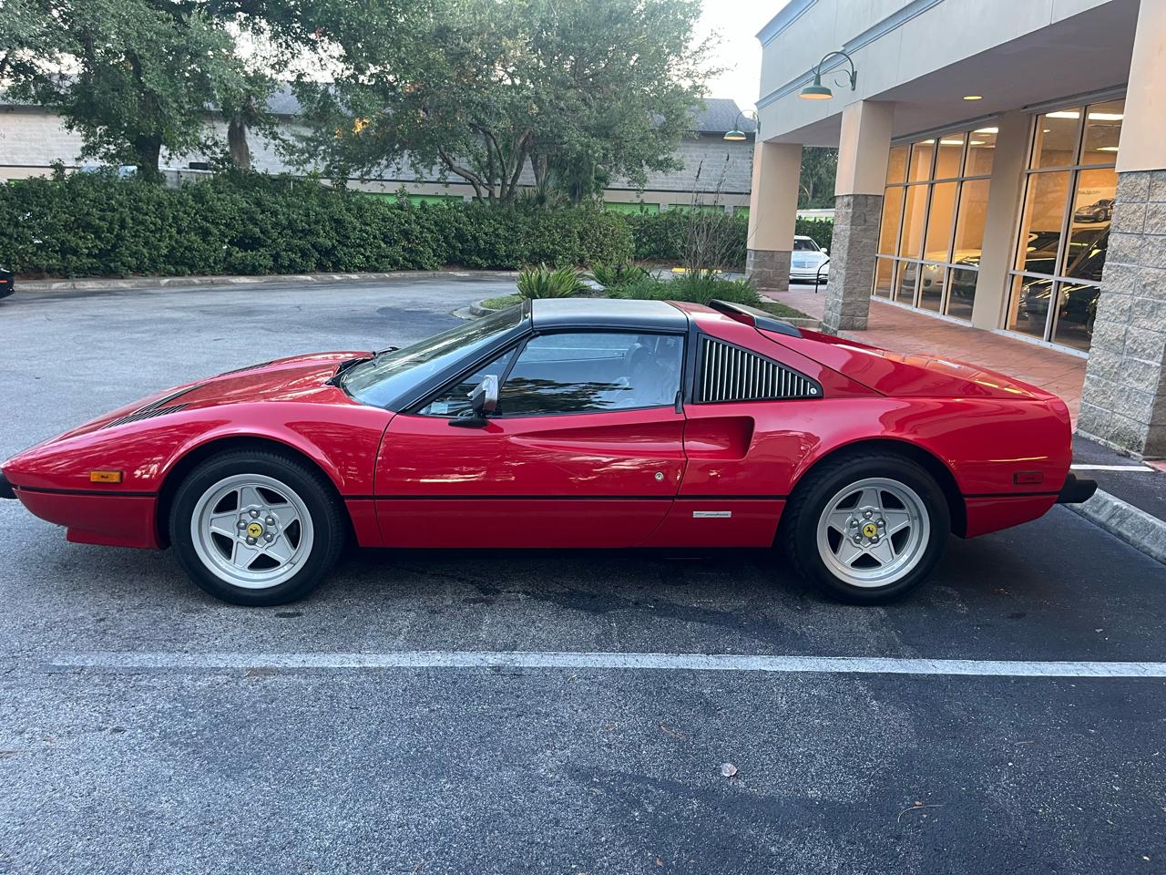 Ferrari 308 GTS Quattrovalvole  1983