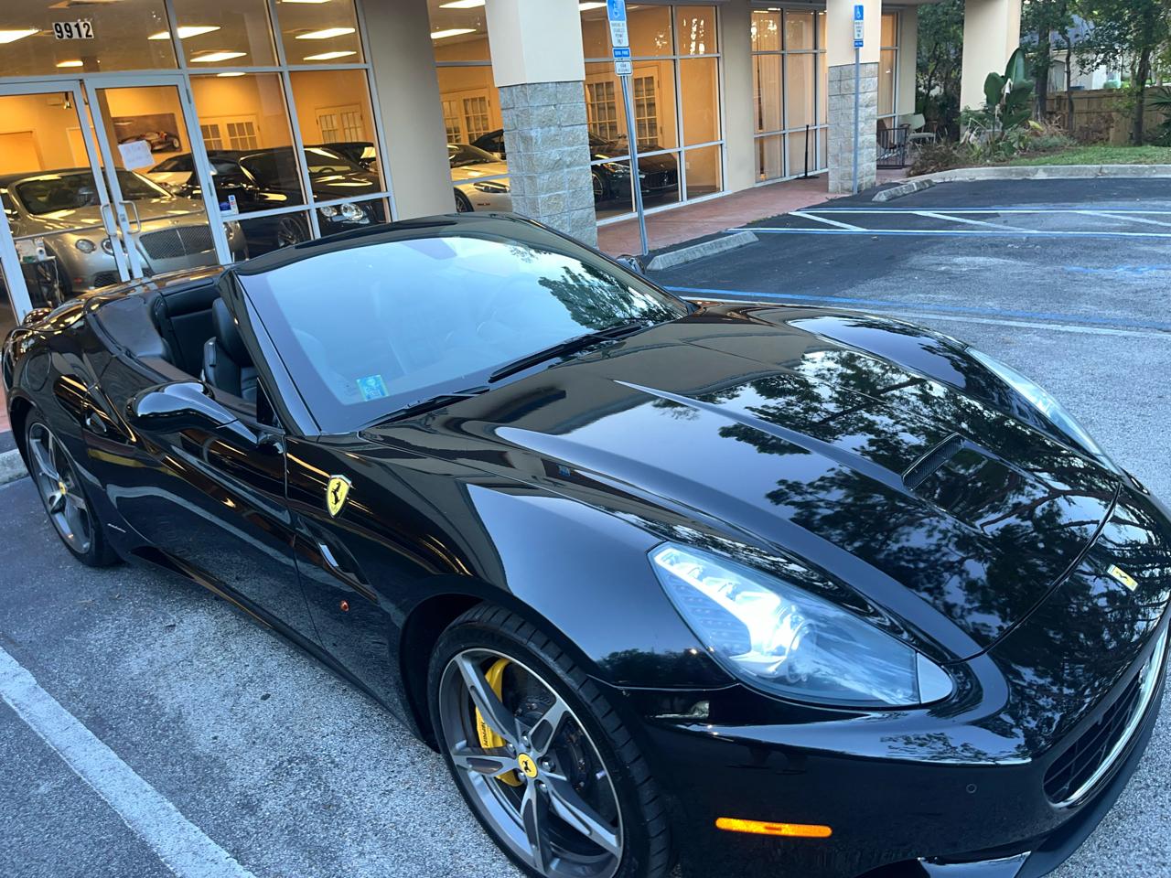 Ferrari California 2dr Conv 2010