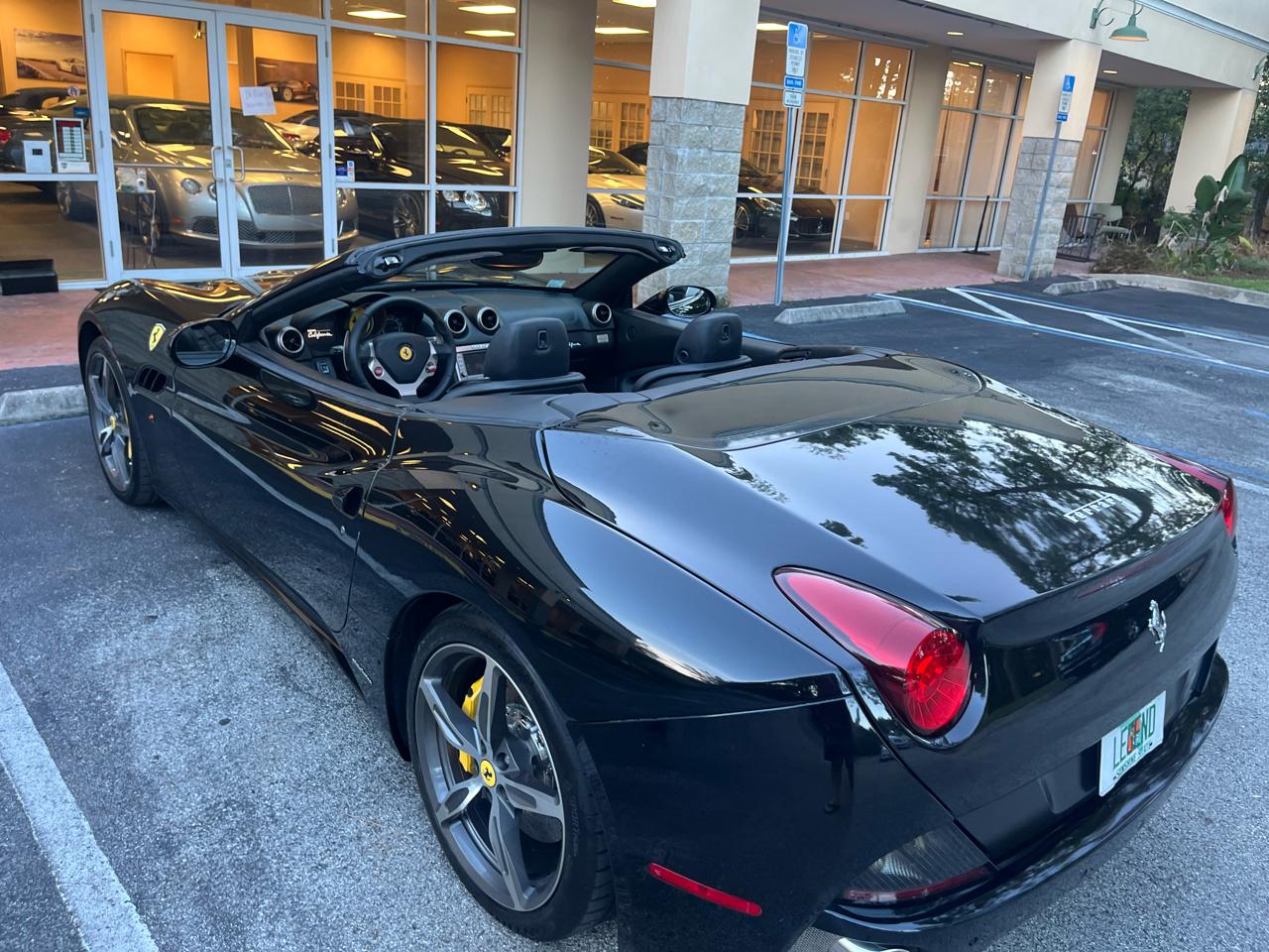 Ferrari California 2dr Conv 2010