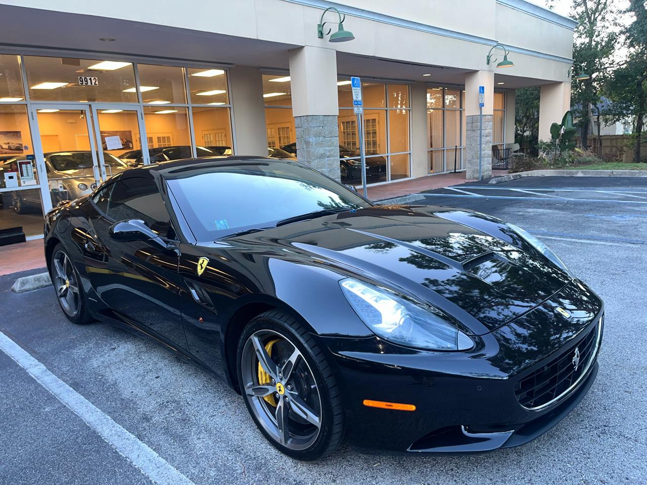 Ferrari California 2dr Conv 2010