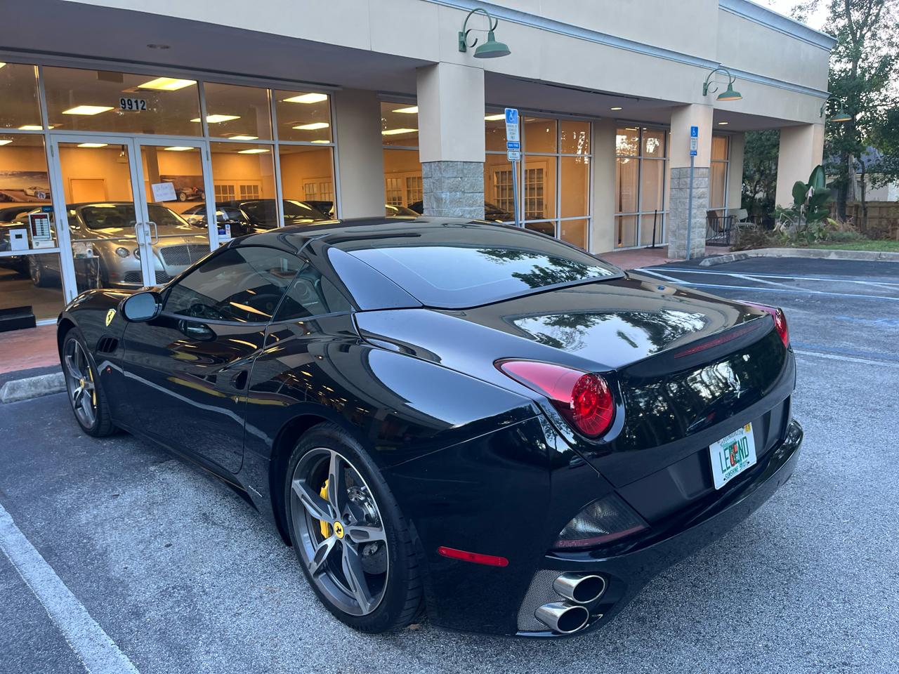 Ferrari California 2dr Conv 2010