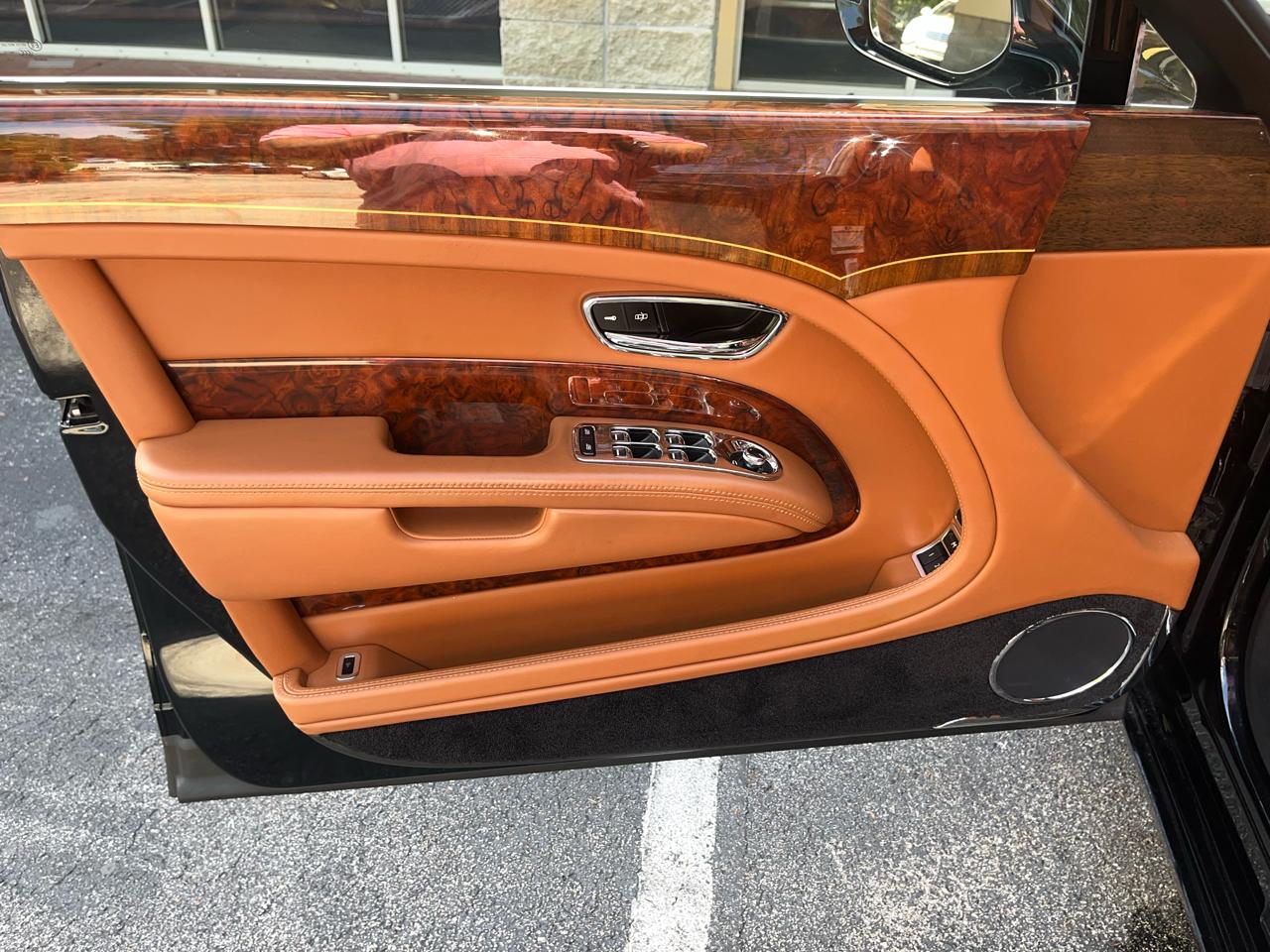Bentley Mulsanne 4dr Sdn 2012