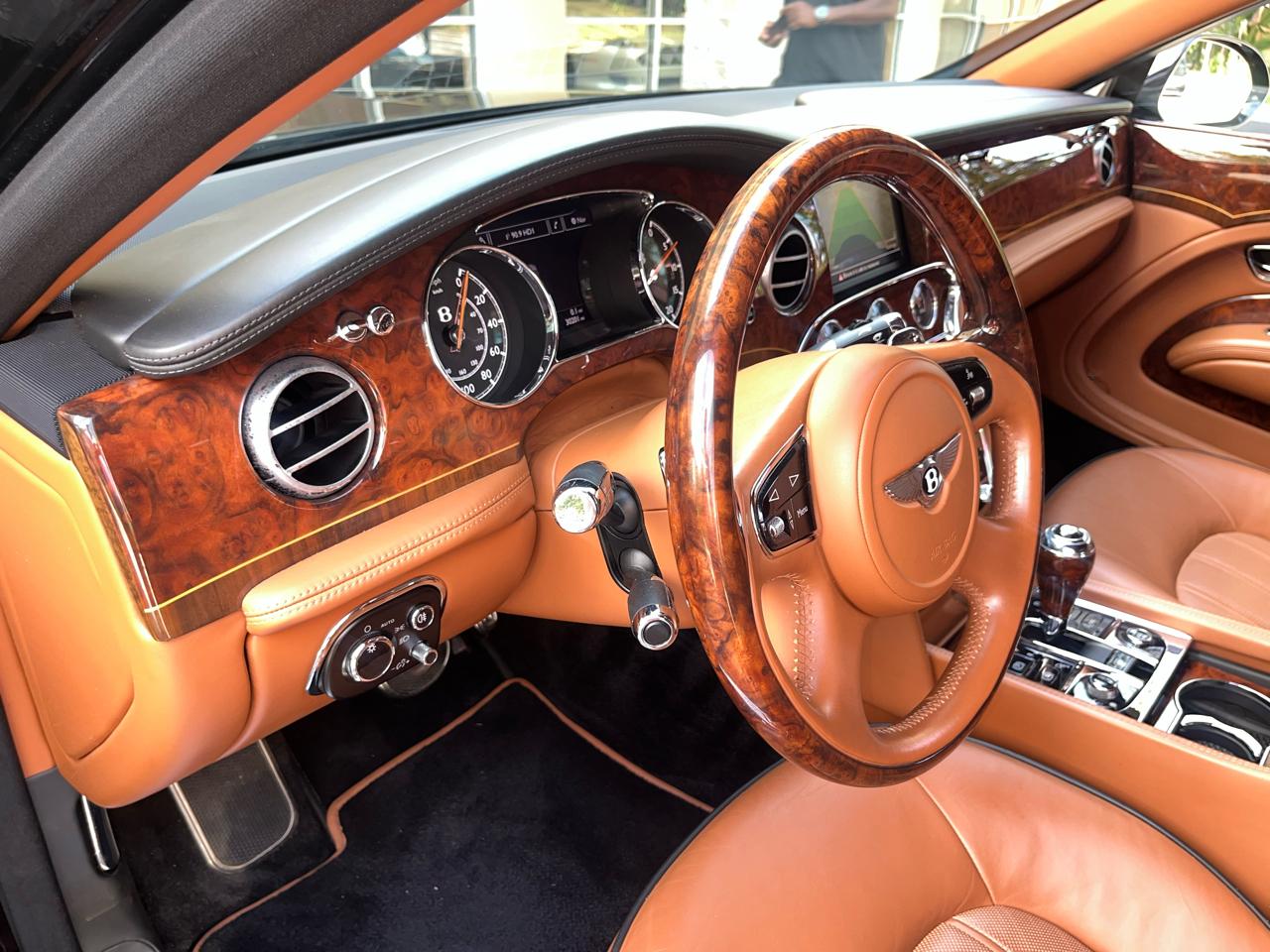Bentley Mulsanne 4dr Sdn 2012
