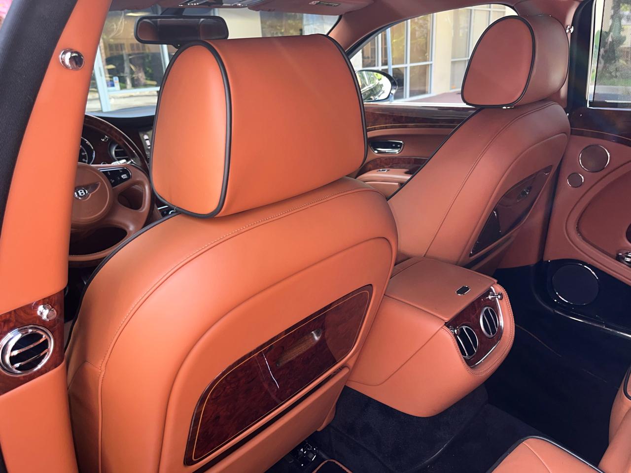 Bentley Mulsanne 4dr Sdn 2012