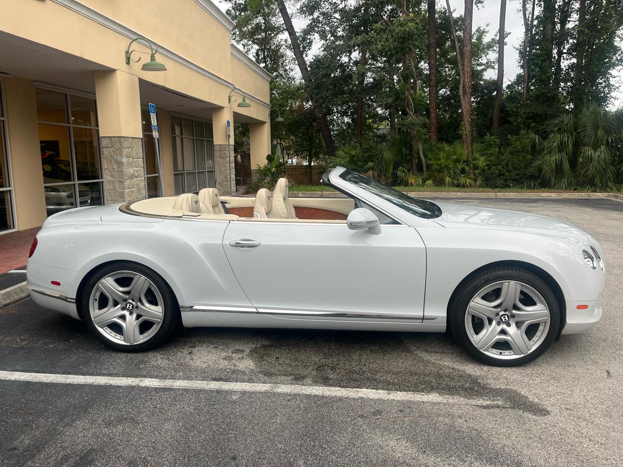 Bentley Continental GT 2dr Conv 2013