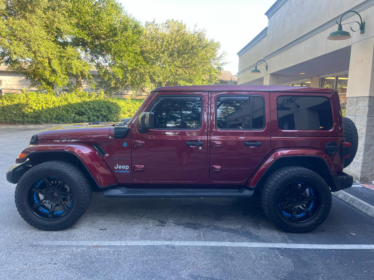 Jeep Wrangler 4xe Unlimited Sahara 4x4 2021