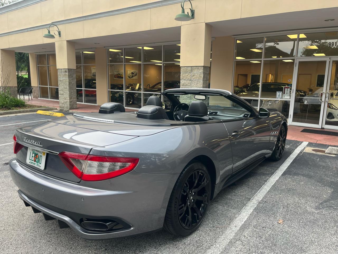 Maserati GranTurismo Convertible 2dr Conv GranTurismo Sport 2012