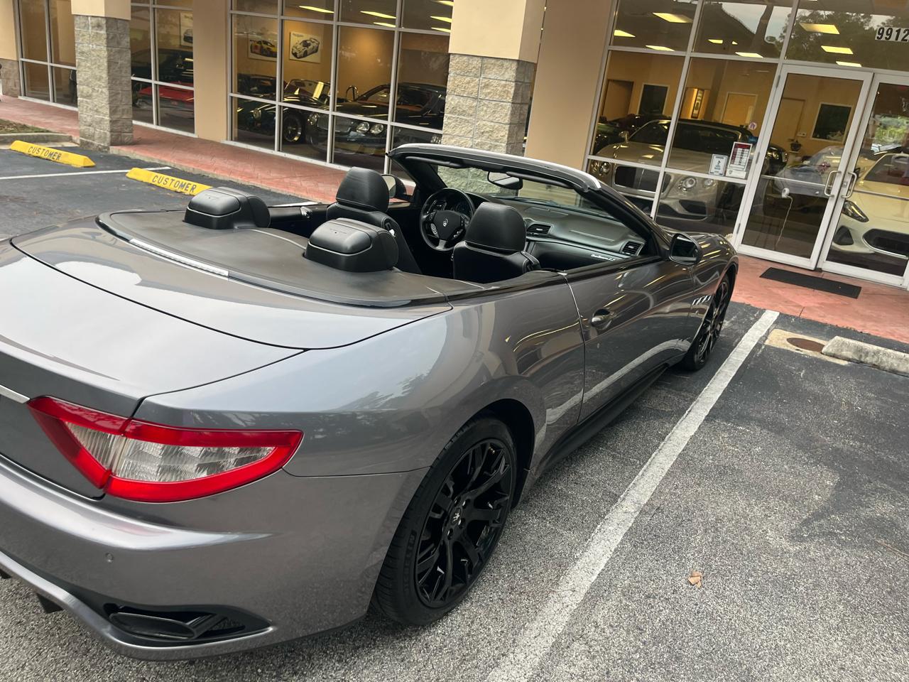 Maserati GranTurismo Convertible 2dr Conv GranTurismo Sport 2012