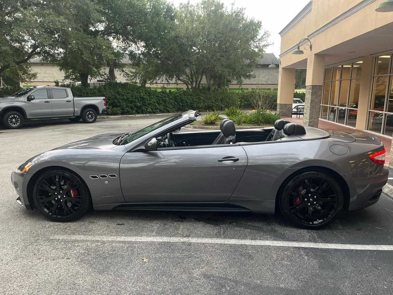 Maserati GranTurismo Convertible 2dr Conv GranTurismo Sport 2012