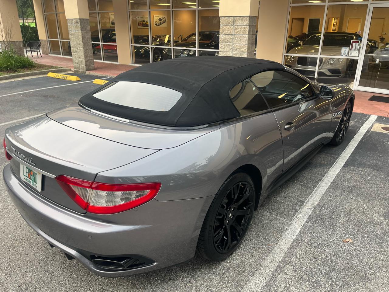 Maserati GranTurismo Convertible 2dr Conv GranTurismo Sport 2012