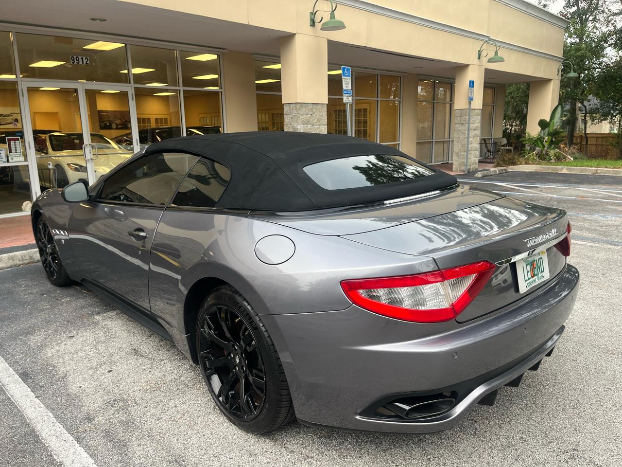 Maserati GranTurismo Convertible 2dr Conv GranTurismo Sport 2012