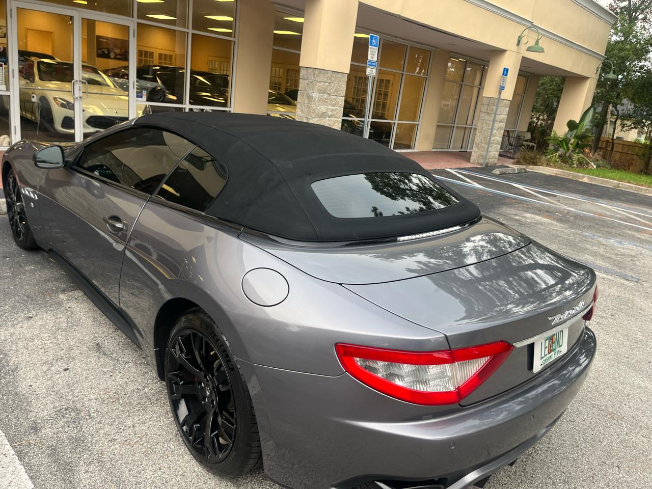 Maserati GranTurismo Convertible 2dr Conv GranTurismo Sport 2012