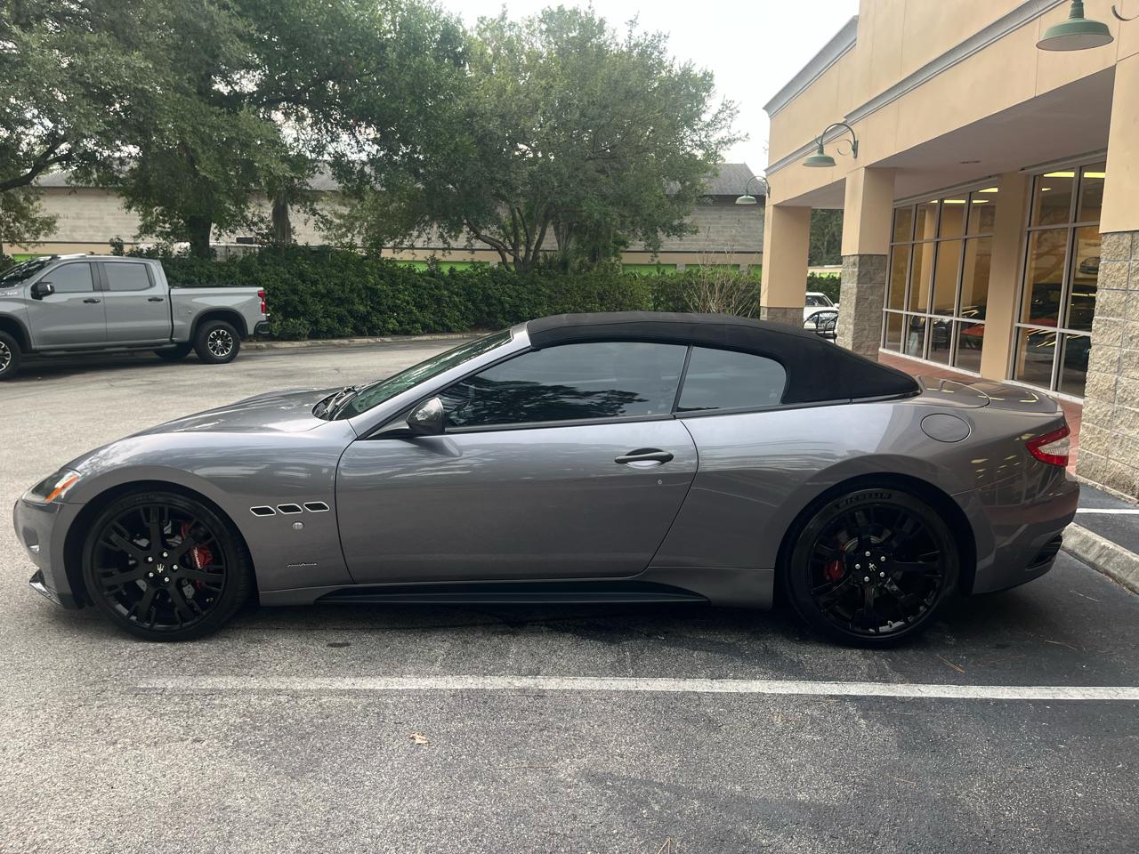 Maserati GranTurismo Convertible 2dr Conv GranTurismo Sport 2012