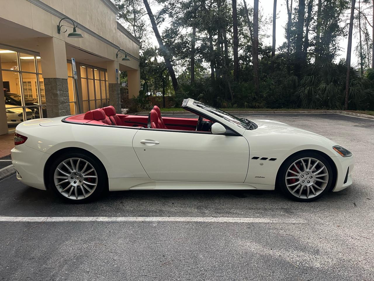 Maserati GranTurismo Convertible Sport 4.7L 2018