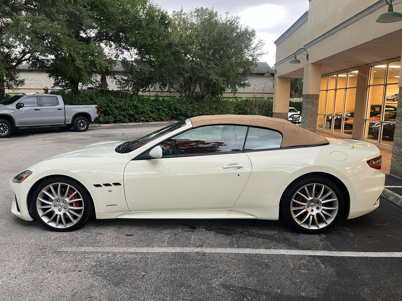 Maserati GranTurismo Convertible Sport 4.7L 2018