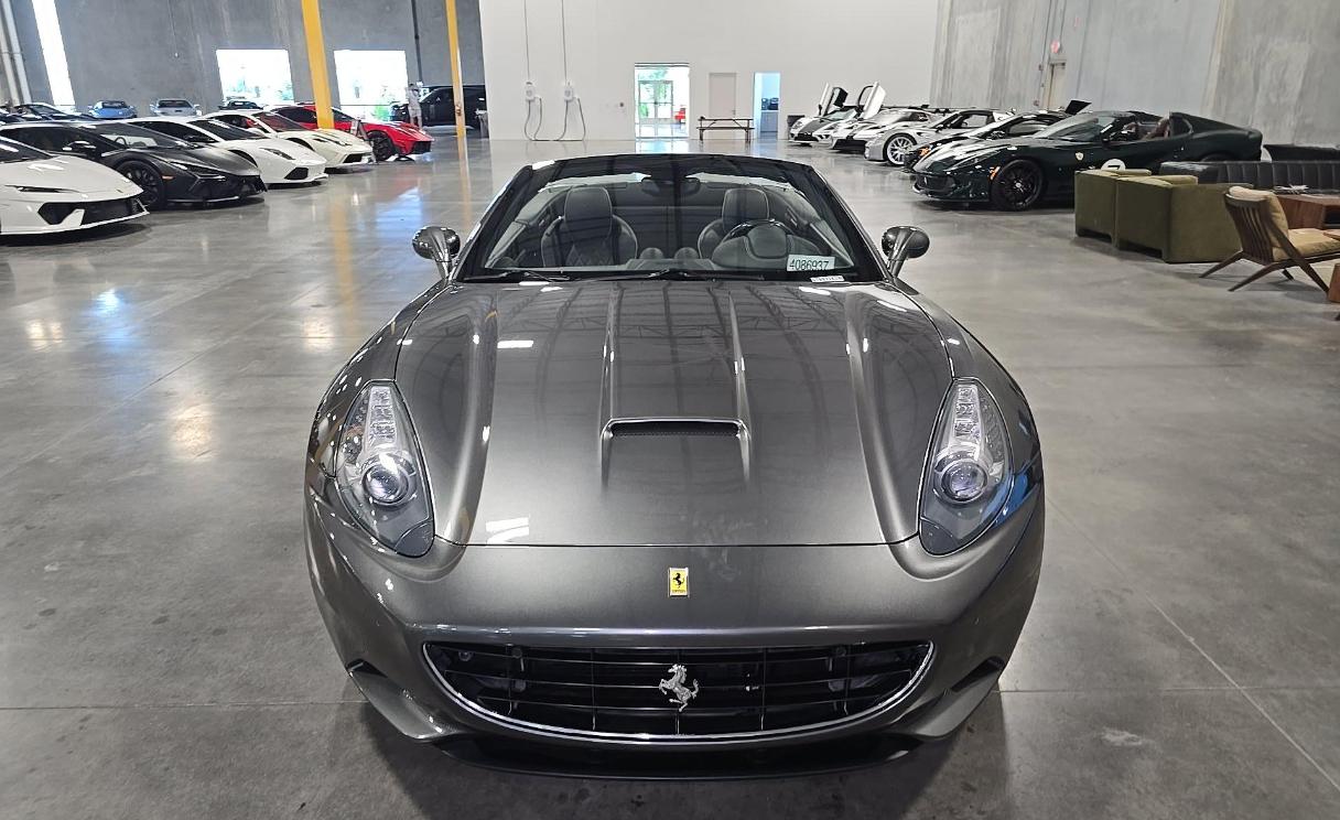 Ferrari California 2dr Conv 2011