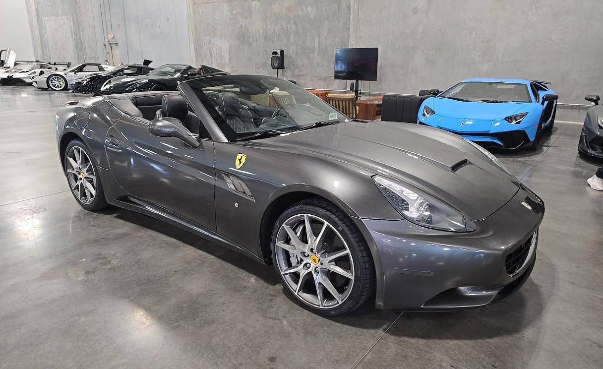 Ferrari California 2dr Conv 2011