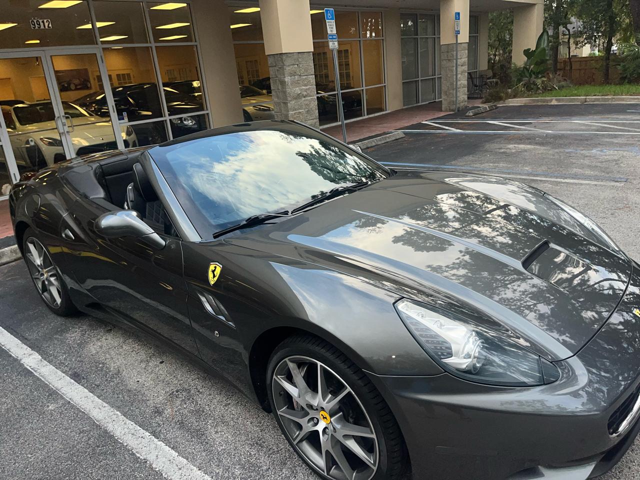 Ferrari California 2dr Conv 2011